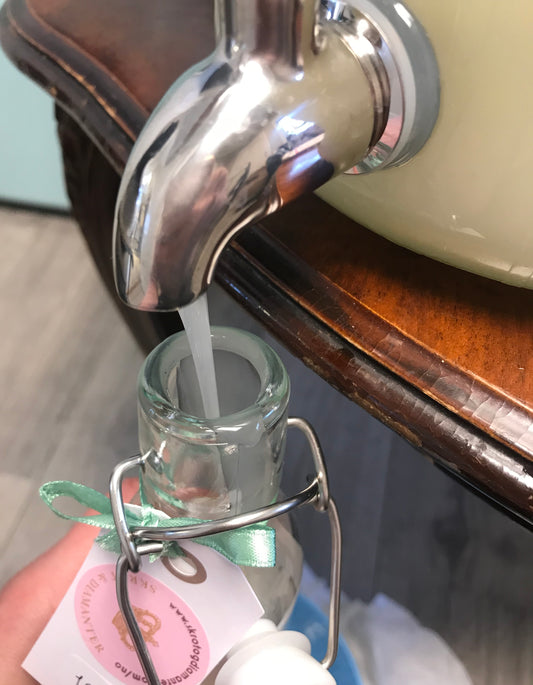 Håndsåpe - i din egen påfylls-emballasje, 40 kroner pr. dl.