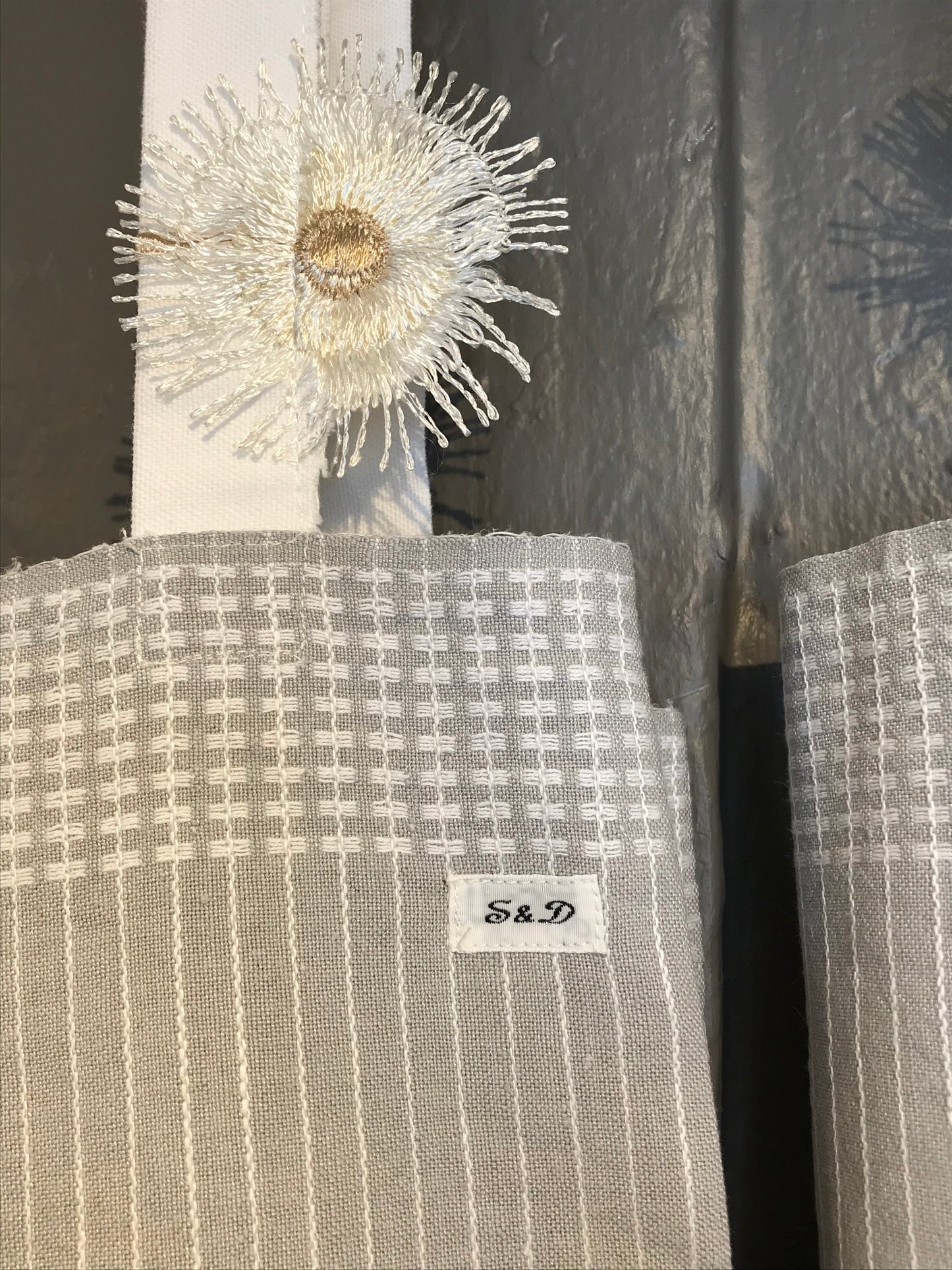 Stålgrått HANDLENETT
